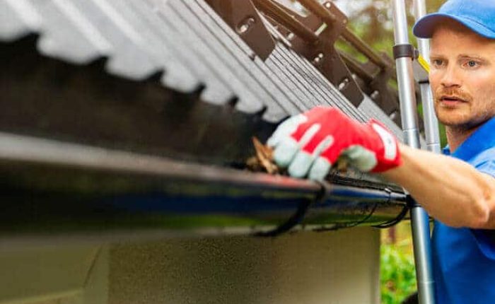 desentuidorahidrobrasil-servicos-014-limpeza-de-calha1